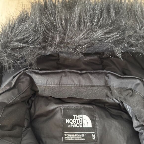 The North Face Arctic Parka Women's M Black "Well Loved, Still Brave" Edition - Picture 12 of 15